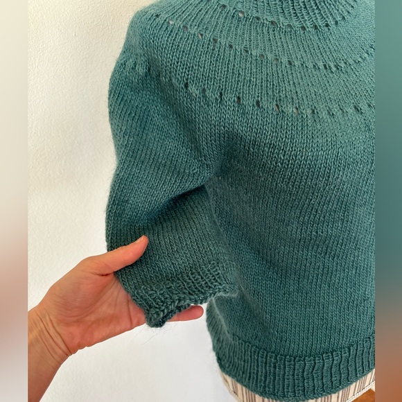 Hand knitted Short sleeve Angora Sweater Blue Women's M - Picture 3 of 8